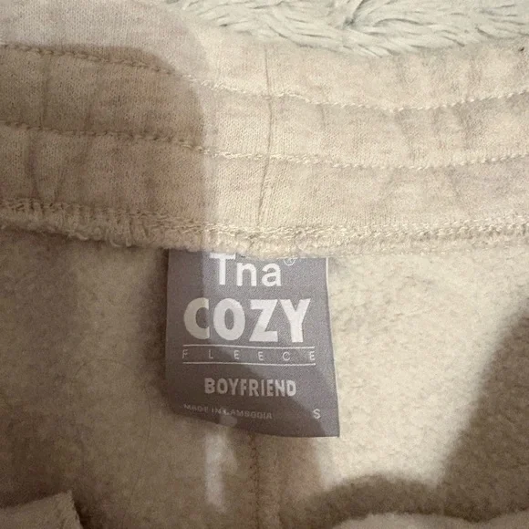 Beige Drawstring Shorts - Picture 3 of 4